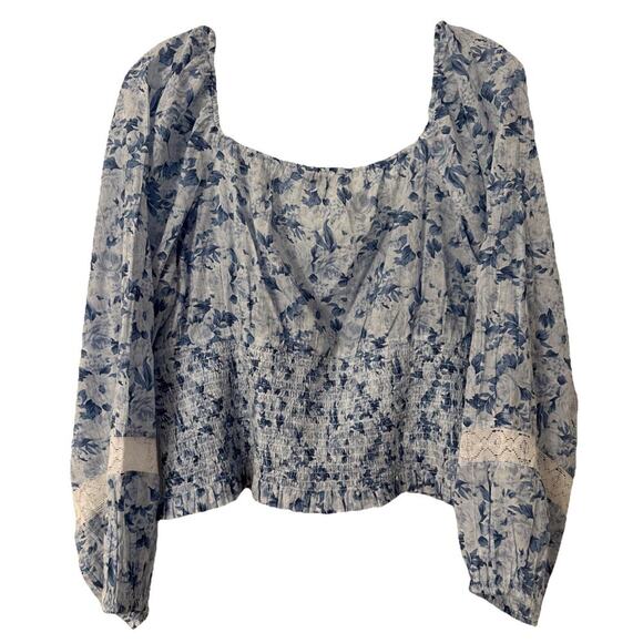 Amercian Eagle Outfitters Boho Blue White Floral Button Smocked Crop Top XL - Picture 2 of 9